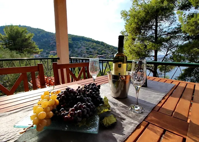 Daire Sunset - Two Bedroom With Terrace And Sea View Blato (Korcula)
